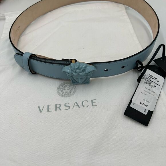 Women’s Versace medusa head leather belt size 75 cm made in Italy